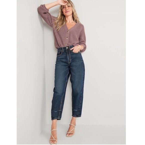 Old Navy Extra High-Waisted Non-Stretch Balloon Jeans NEW Size 6 - Picture 1 of 7